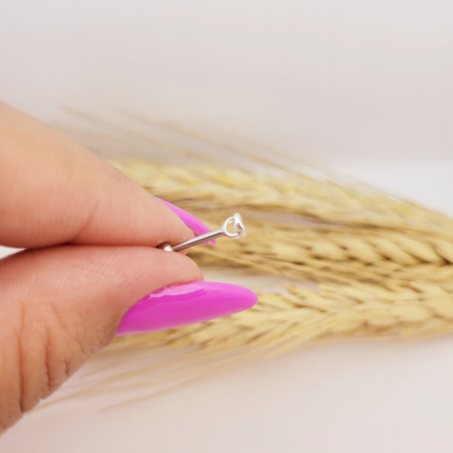 Piercing de furo com zircônia redonda em prata 925 – Arena Plata (imagem 3)