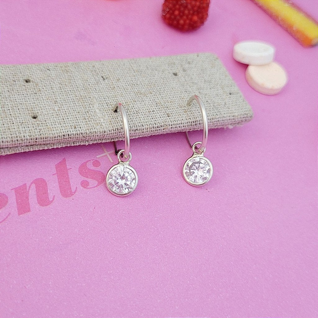 Argolinha Isis prata 925 — estilo
