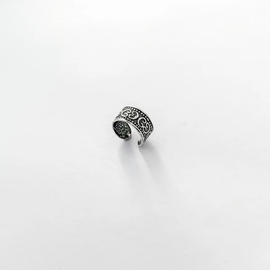 Piercing Fake Trabalhado com Arabescos em prata 925 – Arena Plata (imagem 1)