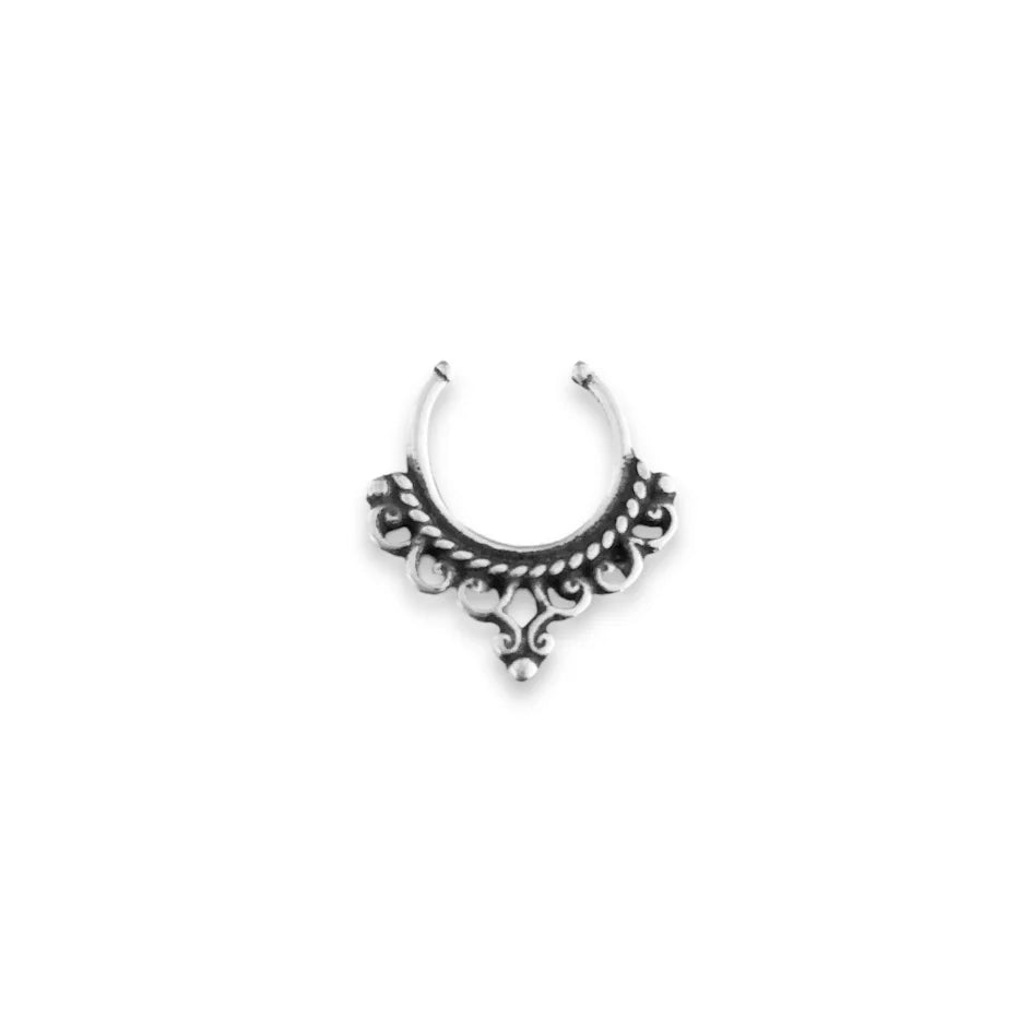 Piercing Fake de Arabescos em prata 925 – Arena Plata (imagem 1)