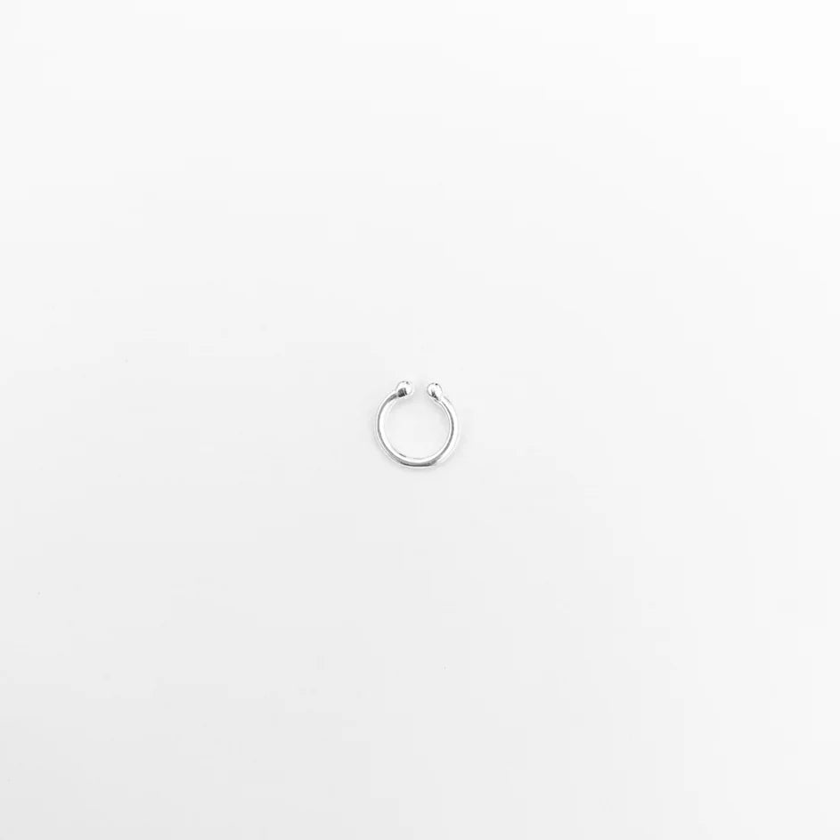 Piercing Fake Liso Mini em prata 925 – Arena Plata (imagem 1)