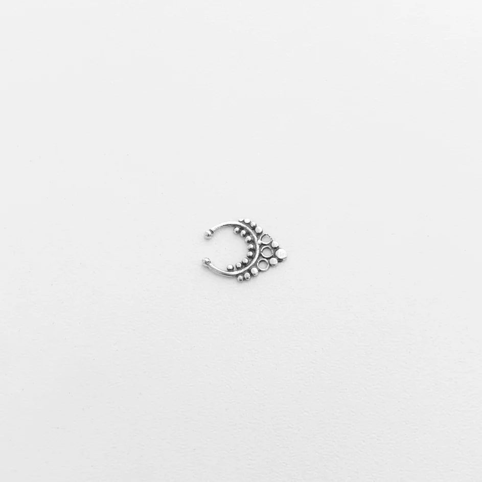 Piercing Fake Geométrico em prata 925 – Arena Plata (imagem 2)