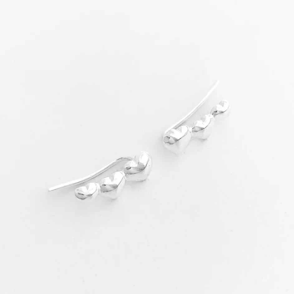 Brinco Ear Cuff 3 Corações em prata 925 – Arena Plata (imagem 3)