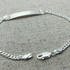 Pulseira Trama prata 925 com chapinha lisa (imagem 1)