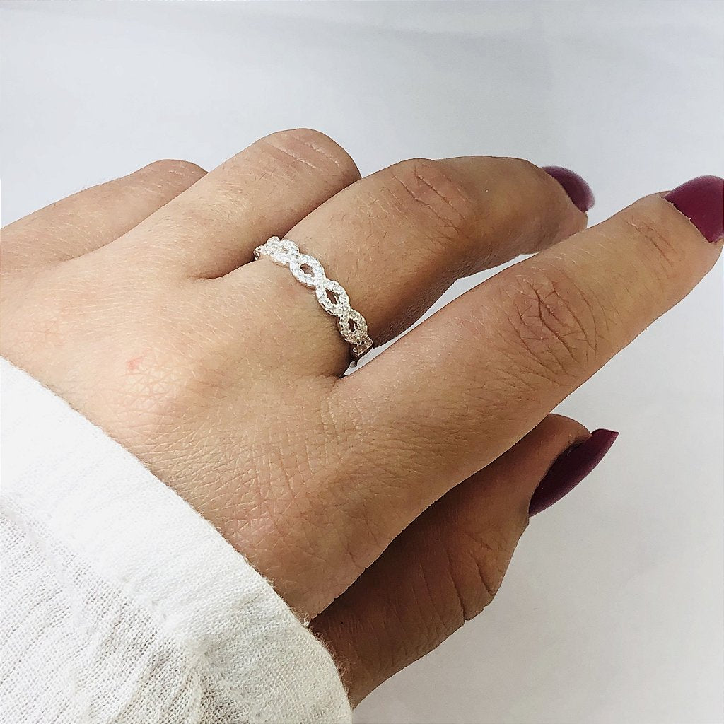 Anel cravejado com micro zircônias em prata 925 – Arena Plata (imagem 5)